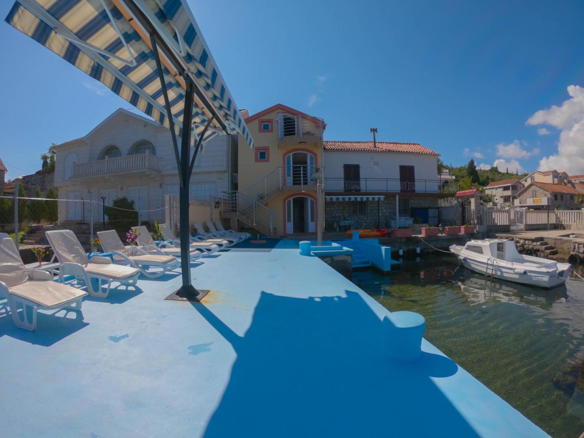 Porto Del Sole Apartments Tivat Extérieur photo