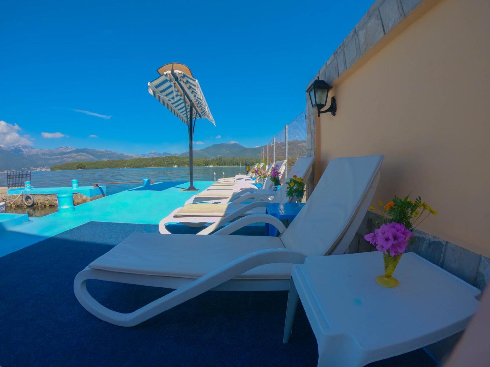 Porto Del Sole Apartments Tivat Extérieur photo