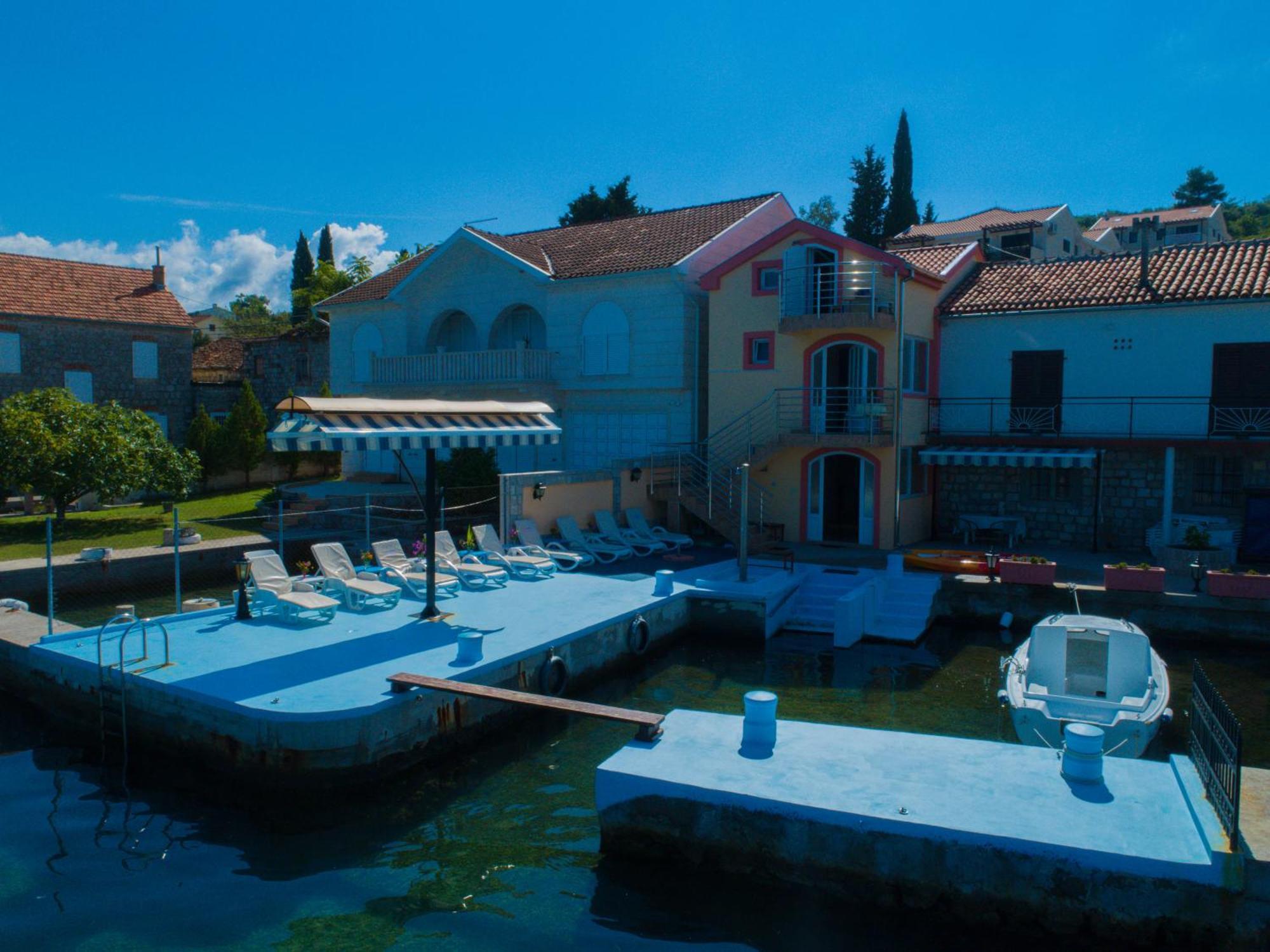 Porto Del Sole Apartments Tivat Extérieur photo