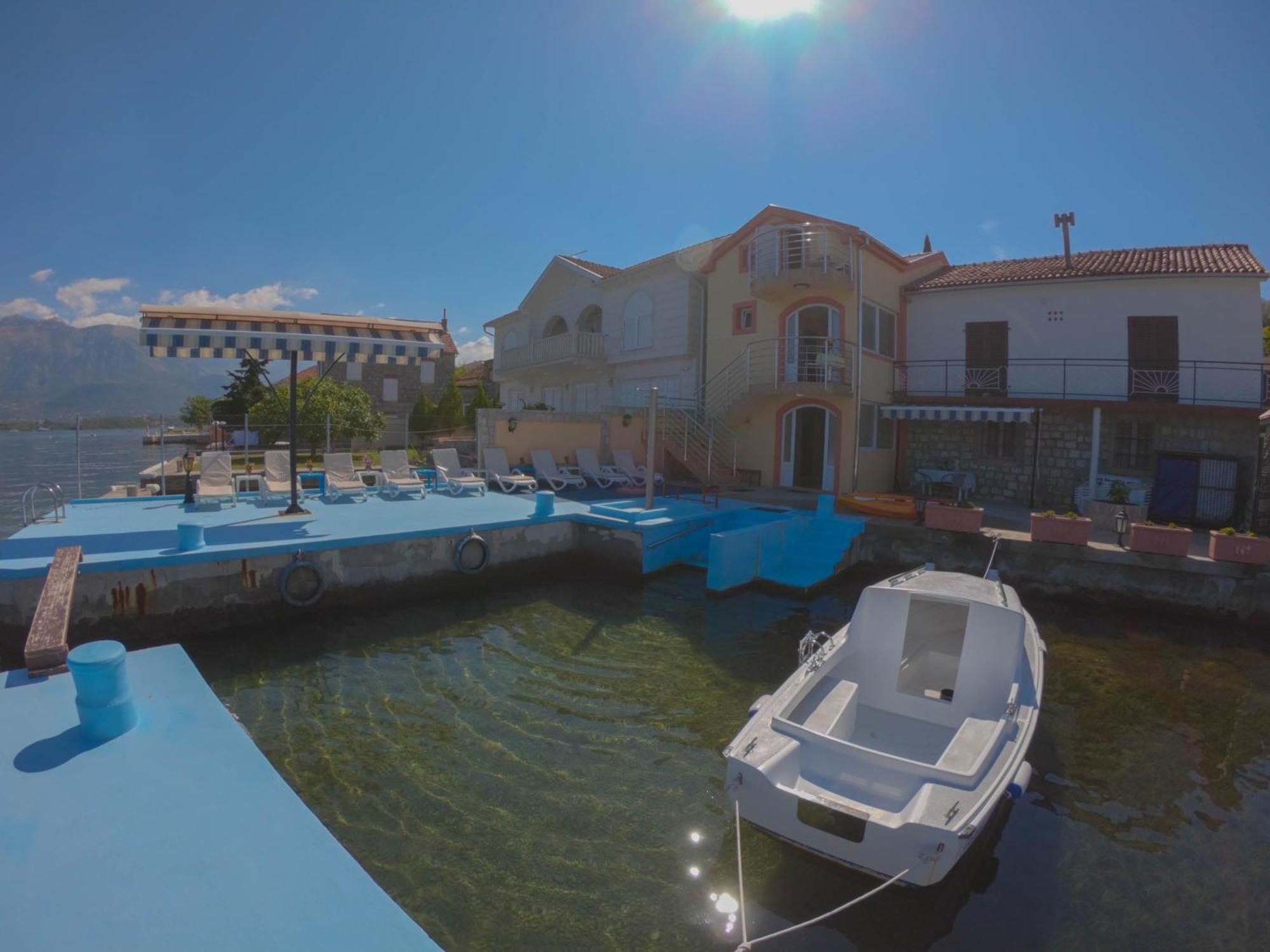 Porto Del Sole Apartments Tivat Extérieur photo